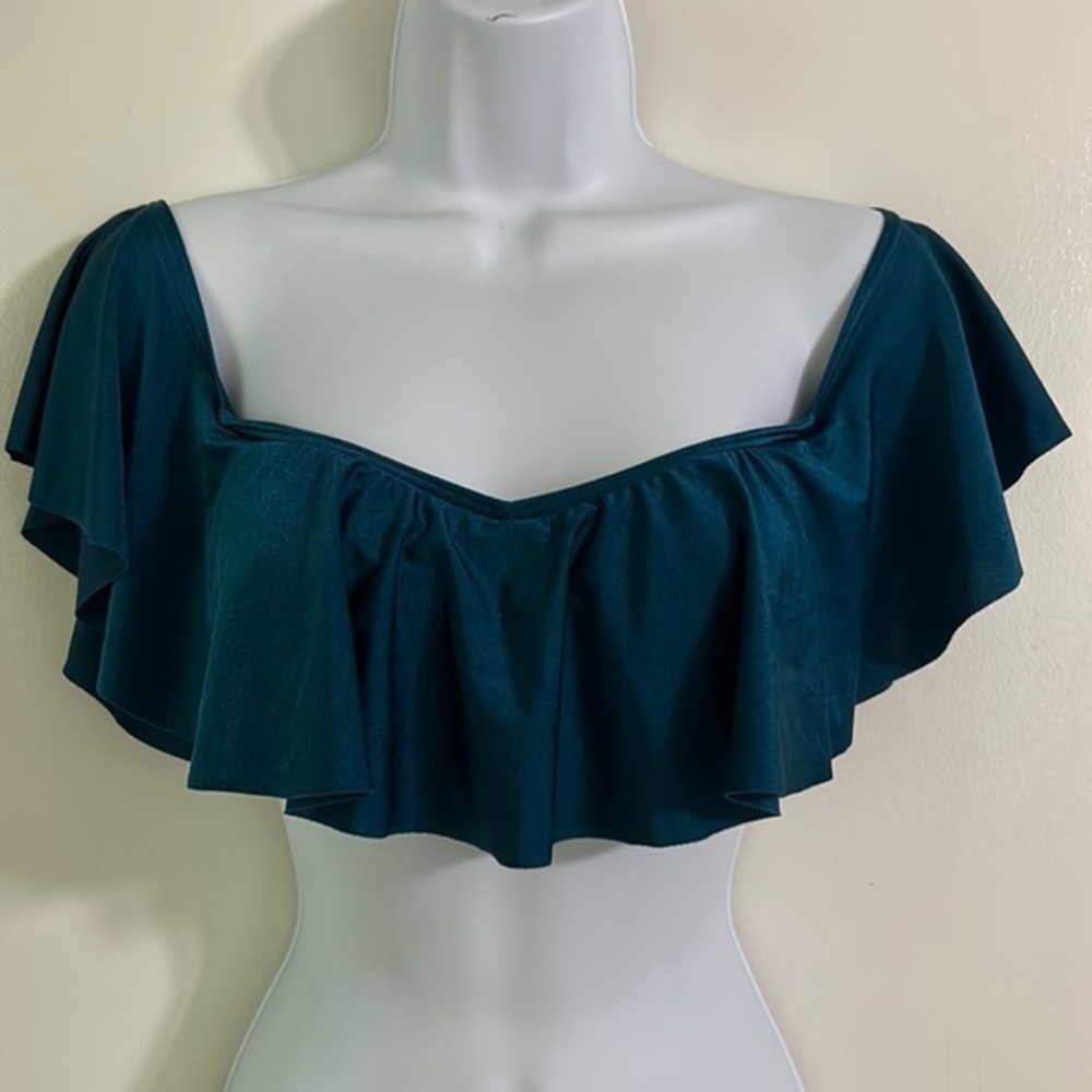 O’neill Off Shoulder Swim Top Size XS